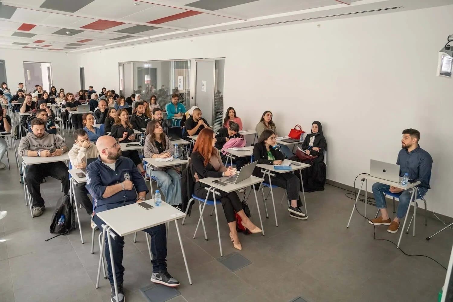 Omar Kandil teaching a live AI in marketing workshop